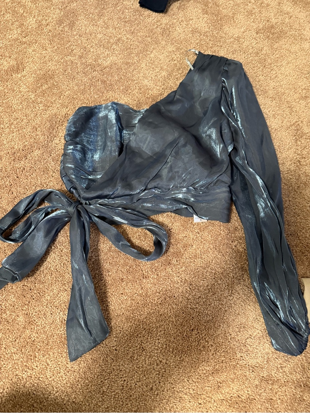 DO+BE One-Shoulder Shimmer Wrap Top in Charcoal